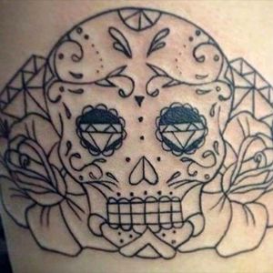Lovely sugar skull and roses. #art #Tattoo #tattoos #2016 #sugerskull