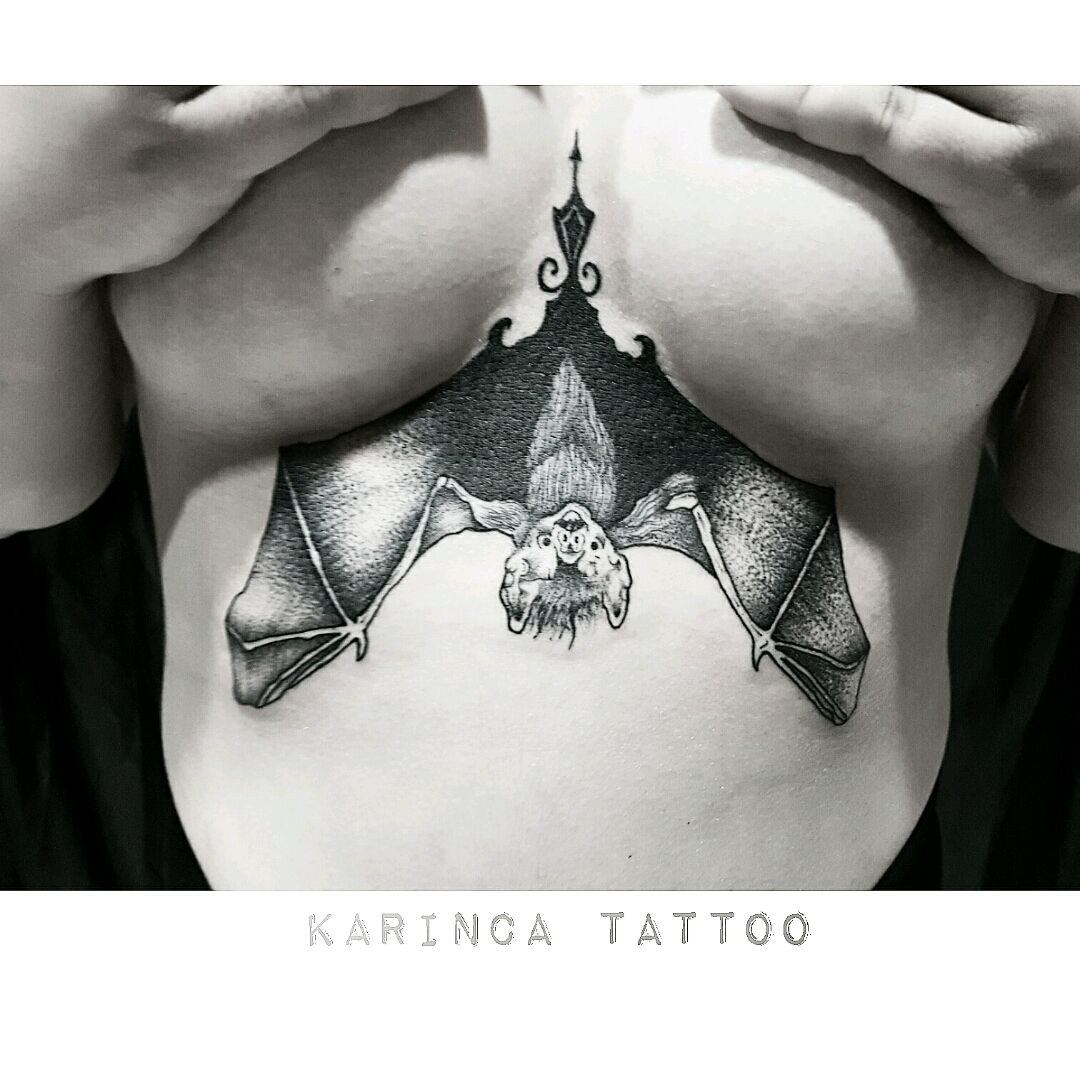 Tattoo uploaded by Bahadır Cem Börekcioğlu • Hanging Bat on sternum  /karincatattoo #sternum #underbreasttattoo #underboob  #underboobtattoo #chesttattoo #girltattoo #underbreast #sternumtattoo #bat  • Tattoodo