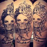 Got this lovely lady on my upper leg, done by @militiny love it!! #painfull #welove #tattoolover #roses #girl #underneath #were #all #the #same #littleskull