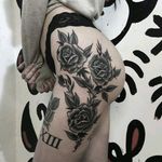 Arte Tattoo, Switzerland.  #traditional #roses #traditionalroses #blacandgrey #hiptattoo #butt #blackrose #sexy