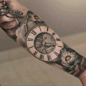 #Zeit #kompass #arm_tattoo #lovely #dream #LOVEALWAYSWIN