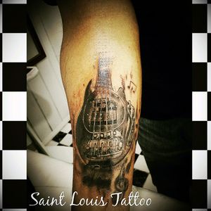 #contrabaixo #music #tattoolife #tattooed #tattoo #friends #tattooarte #blackline #blackwork #linework #pfmachines #electricink #ink #saintlouis #saintlouistattoo #luistattoo69