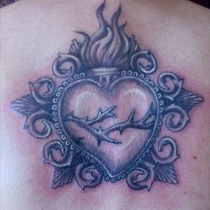 Tattoo uploaded by Elena Finotello • Cuore sacro. • Tattoodo