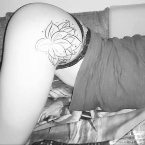 #tatto #inked #lotusflower #outlines #lotus #inkedgirl