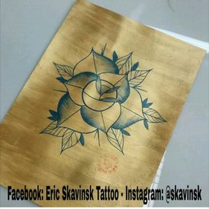 Instagram: @skavinsk #ericskavinsktattoo #rose #rosetattoo #rosa #gold #dourado #pendraw #caneta #arte #drawtattoo #tattoodesign #estudo #study #work #cool #best #tattooflash #namps #osascotattoo #tattooartist #d4tattoo #ink #inked #artfusion #artfusionstarter #eletricink #tattoodo #tattooguest #ndermtattoo