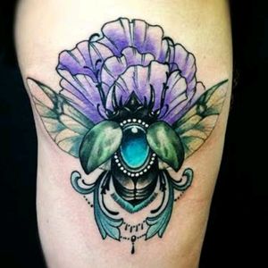 #tattoo #design #tattoodesign #color #colour #art #bodyart #idea #bug #insect #gem #flower #floral #purple #blue #beetle #scarab  colourful beetle and flower by an unknown artist. ☺