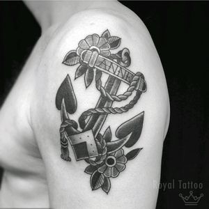 Anchor by Vincent For info or bookings pls contact us at art@royaltattoo.com or call us at + 45 49202770#royal #royaltattoo #royaltattoodk #royalink #royaltattoodenmark #anchor #flower #name #anna #love #blackandgreytattoo #blackandgrey