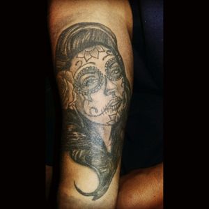 Catrina feita em Alison KrenschnerBy: Mayck Tattoo