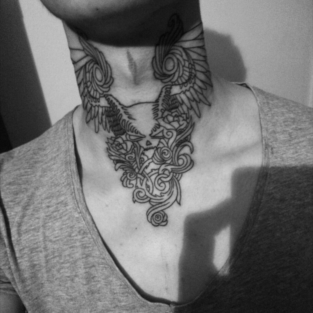 Neck Graphic Wings tattoo at theYoucom