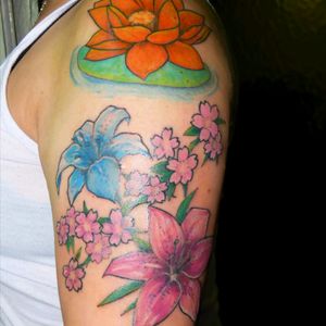 lirios' in Tattoos • Search in + Tattoos Now • Tattoodo lirios' in Tattoos • Search in + Tattoos Now • Tattoodo