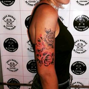 #tattoo #TattooGirl #tattooedgirl #rose #tatuadorargentino #tattoosbyleo #argentanTattto #Argentina #ArgentianTattto #tattoostudio #lean_attooargentina #tattoosbyleo #followmywork