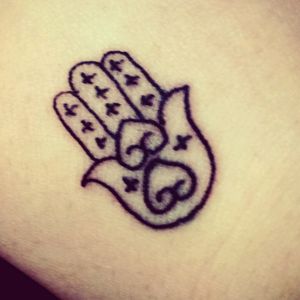 Hand of Hamsa tattoo on my hand #handofhamsa #tattoo #hand #protection #security #goodluck #wardawayevil