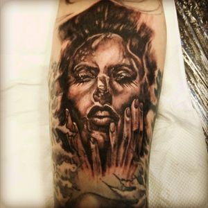 #inked #tattoo #newink #inksekta #tattooslovenia #sloveniatattoo #ljubljana #tattoostudio #womenface #fullsleeve #realisem #realistictatoo