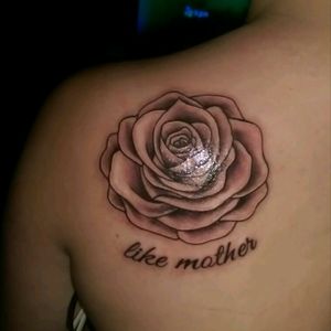 My second tattoo, together with my mom❤ #rose #motheranddaughter #MotherandChildTattoo #MotherandChild #like