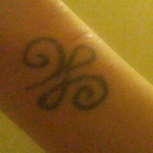 Celtic symbol meaning " new beginnings"