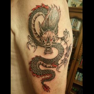 #dragon #dragontattoo #japanese #japanesetattoo #japanesestyle #blackandgrey #blackandgreytattoo #zuperblack #intenzeink #ink #inked #inkedup #tat #tats #tattoo #tattooist #tattooing #tattooed #tattoooftheday #tattooartist #france #reims