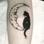 #moon #cat #balck #white #blackAndWhite #animal