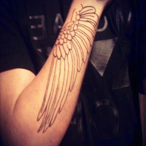 #wing #forearm #nocolor #lines #tattoodo #tattoolove