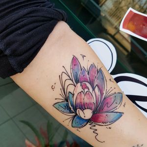 #tattoodo #tatuaggio #tattoo #loto #flower #sketch
