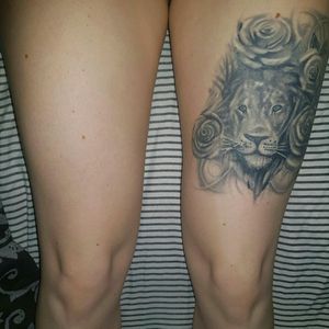 I need help...... I don't know how to finish off my tattoo. Please any ideas it's just looks unfinished :(#liontattoo  #lion #roses #rose #help #ideas #idea #blackandgreytattoos