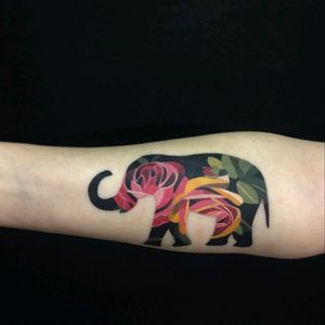 #elephant #color  #roses
