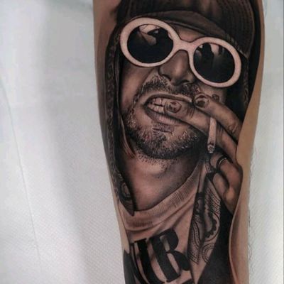 Kurt Cobain portrait by greek artist, Christos Galiropoulos#KurtCobain #portrait #foto #musica #music #nirvana #rock #grunge #blackandgrey #pretoecinza #ChristosGaliropoulos