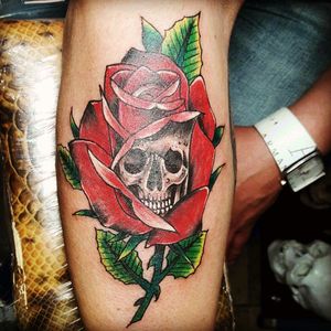 #skull #craneo  #rose #rosa #style #MexicoCity #tatuadoresdemexico #mexicantattooartist #mystyle  #forearm