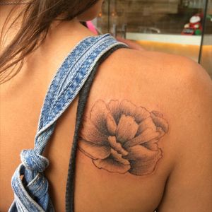 My first lovely #delicate black and white #flower 🏵 #dotworktattoo