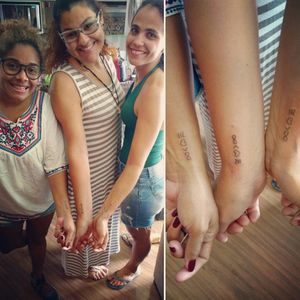Uma amizade verdadeira merece uma homenagem, um símbolo. Essas três estão no meu coração. Obrigado pela honra meninas!!!#amigas #friends #tattoo2me #tatouage #tonoinsptattoos #tattoodo #tatuaje #tattoobrasil #inspirationtatto #tattooed #tattooart #tattooartist #tattooflash #tattooist #inked #inkedup #tatts #inkedlife #inkedlifestyle #inkaddict #instagood #minimalisttattoo