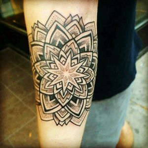 MANDALA I think this was done by @nikki_fyink FY INK Toronto, Ontario