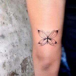 By #anaabrahao #butterfly #linework #minimalist #butterflytattoo