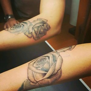 #tattooartist #tattooart #TattooGirl #woman #inked #flowers #rosetattoo #blackandgreyrose #floral #roses #tatuaje #tatuaggio #donna #girl #mujer #mywork #ilovemywork