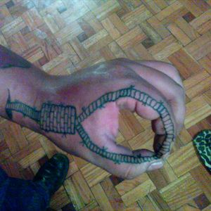 Gallow rope made by Fred Mad Tapi at Pepes Tattoo La Paz, Bolivia