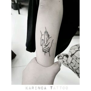 Instagram: @karincatattoo #hand #tattoo #armtattoo #tattoodesign #dövme #dövmeci #tattooer #tattooistanbul #istanbultattoo #linetattoo