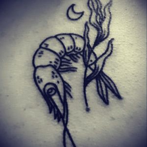 Third tattoo, a little #shrimp in #blackwork :)Artist instagram: #mydadwasaparatrooper#montreal
