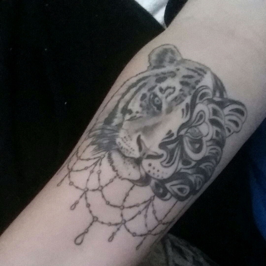 Tattoo uploaded by eej0008 • By Zoe K. @ The Body Gallery, Sterling VA 2016 #tiger #tigertattoo #tigerhead #blackworktiger #forearm #forearmtattoo #thebodygallery • Tattoodo Tattoo uploaded by eej0008 • By Zoe K. @ The Body Gallery, Sterling VA 2016 #tiger #tigertattoo #tigerhead #blackworktiger #forearm #forearmtattoo #thebodygallery • Tattoodo