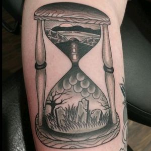 Done by Justin Dunwoody at Eastern Pass Tattoo Co. #hourglass #graveyard #blackandgrey