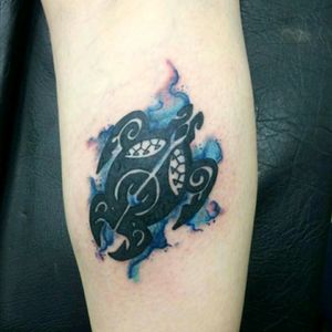 Instagram: @skavinsk #ericskavinsktattoo #maori #maoritattoo #aquarelatattoo #tartaruga #turtle #artfusion #namps #watercolor #inked #color #black #turtletattoo #tattootartaruga #tattoo2me #tattoodo #sea #workofday #electricink #artfusion #tattooguest #tguest #ndermtattoo #tatuagemideal #tatuagemmultimidia #drawing4tattoo #fusão #follow4follow #like4like #republica #alphaville