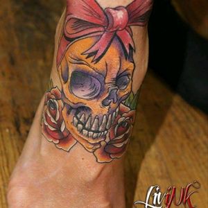 #tat #tattoo #tattoos #tattooed #ink #inked #inkbe #inklife #art #bastart #bastarttattooproducts #LiviNkTattoo #tattooartist #tattooist #skull #rose #oldschool #ribbon