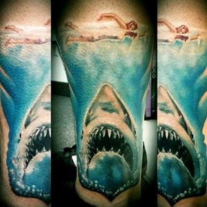 JAWS by Paulspatolatattoo 😂👌🎥#jawstattoo #paulspatolatattoo
