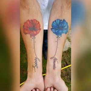 This is my fourth and fifth tattoo. Two poppies with a lettering.Voici mon quatrième et cinquième tatouage. Deux coquelicots avec un lettrage.#flowers #lette #coquelicot