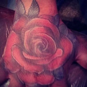 #tattoo #inkedboys #tatuajes #tatuarte #inked #tattoos #ink #tinta #flor #Rose