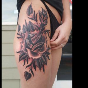 #rosetattoo #blackandgrey #drawon #tattoosforwoman #oregonsbesttattoos #krucialelement