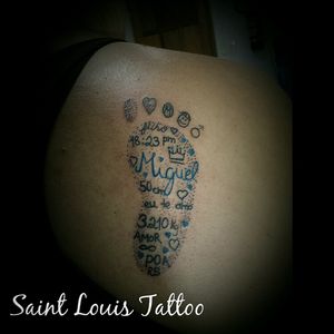 #saintlouistattoo #saintlouis #luistattoo69 #inked #tanapele #tattooedgirls #tattoolife #delicatetattoos #ink #friends #tattooart #tattoo #acreditar #