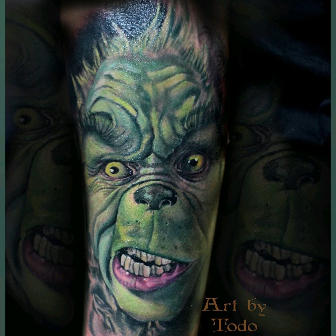 25 Best Grinch Tattoos For Christmas Lovers