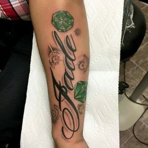 Dark artist fernando Salazar using Ink-finity tattoo butter to create this sharp piece #inked #bodyart #tats #tattoomo #bodyartexpo #tattoos #tattooartists #inkedgirl #tattooaftercare #tattooshop #tattoo