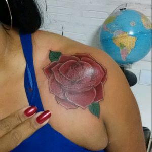 Tattoo rosa, espero q gostem.#tattoo #tattoorosa #tattoofeminina #ericcleber