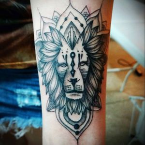 #lion #mandala #tatuagem #tattoos #tattoed #dotwork #dotworktattoo #blackwork #blacktattoo #tattooart #tattooartist #tattoolife #tattoobrasil #inkridercustom #saojosedoscampos #sjcampos