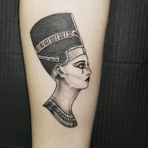 TattooArtist Daniela Piccolo#Nefertiti #blackworktattoo #blackAndWhite #TattooGirl #egyptiantattoo #blackoutline