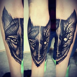 #wolf #blacwork #soon #with #hexagon #dotwork #in #the #background